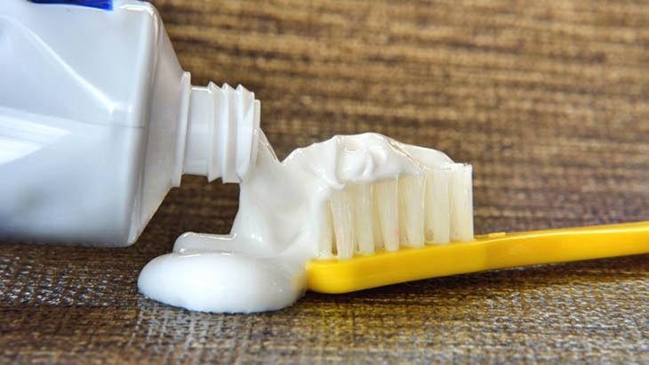 Cực | Làm sạch túi da bằng kem đánh răng - Bạn có biết?