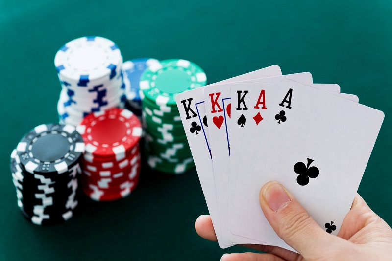 Tổng Hợp】Thứ Tự Bài Trong Poker Từ Mạnh Đến Yếu Cho Người Mới