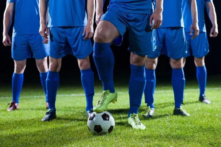 Đội trưởng bóng đá là gì? Tiêu chí tuyển chọn