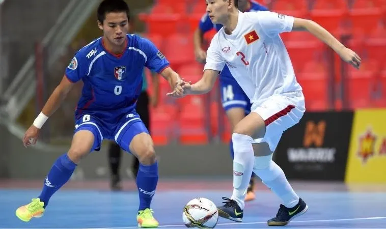 Khám Phá Kỹ Thuật Bóng Đá Trong Nhà