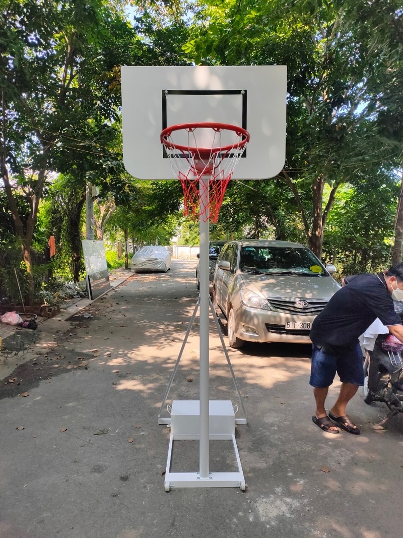 Tác hại của việc chơi rổ bóng rổ quá thấp